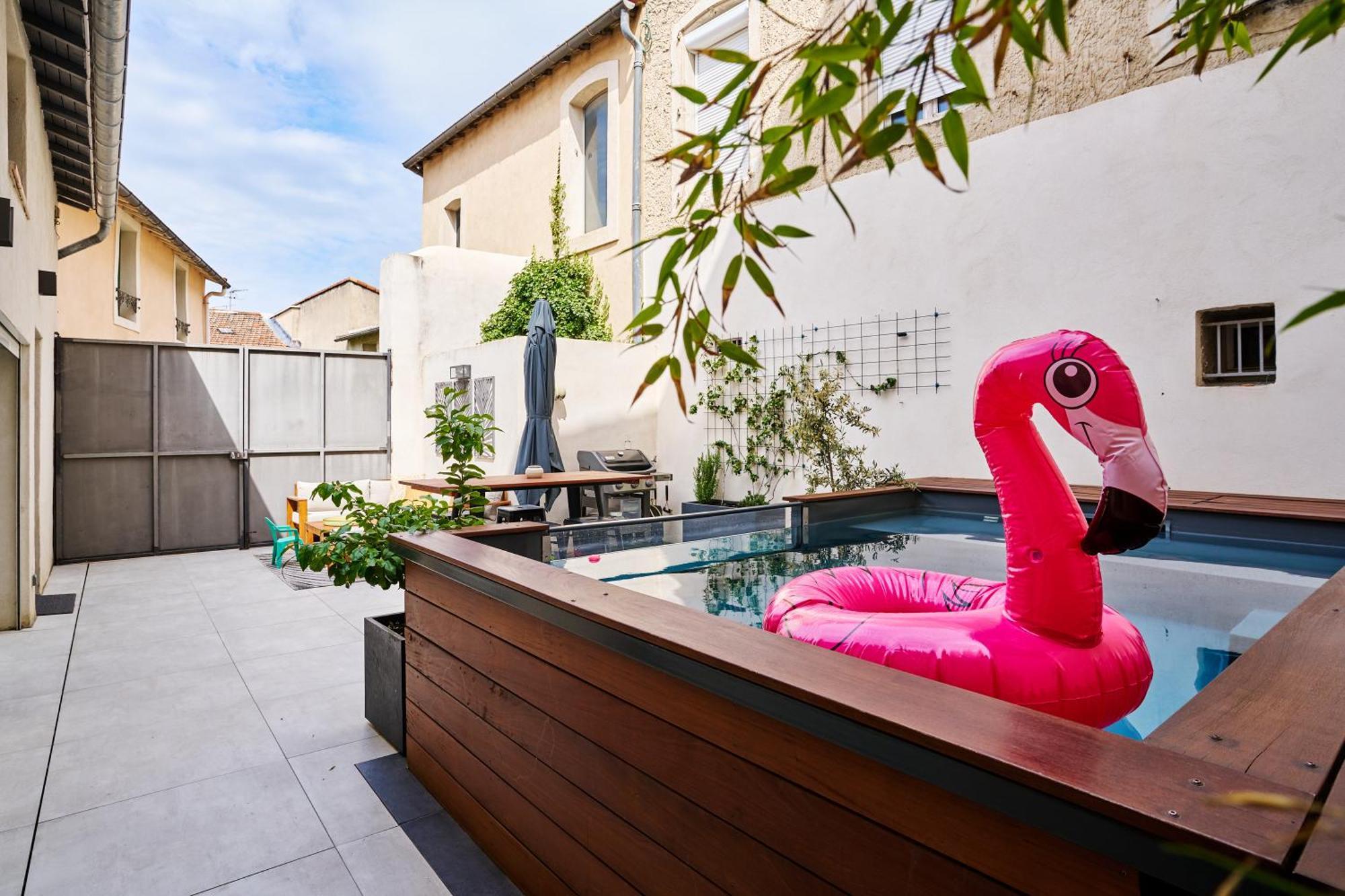 Morieres-les-Avignon Maison De Ville Moderne Climatisee Avec Piscine מראה חיצוני תמונה