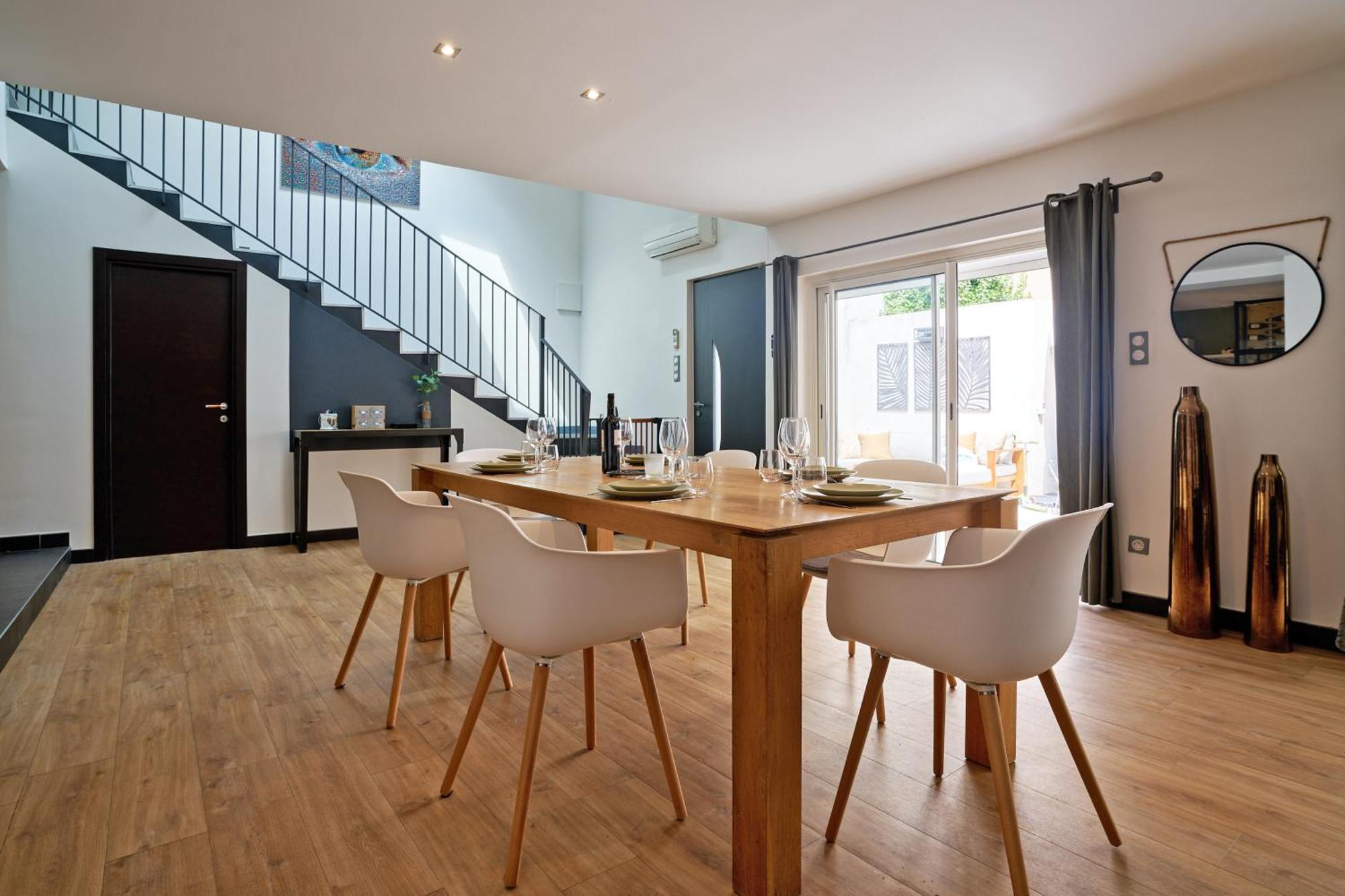 Morieres-les-Avignon Maison De Ville Moderne Climatisee Avec Piscine מראה חיצוני תמונה